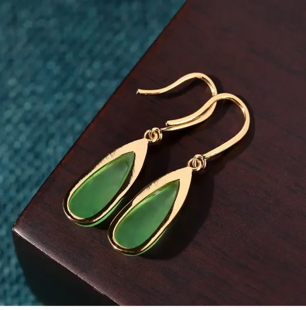 Emerald green drop earrings